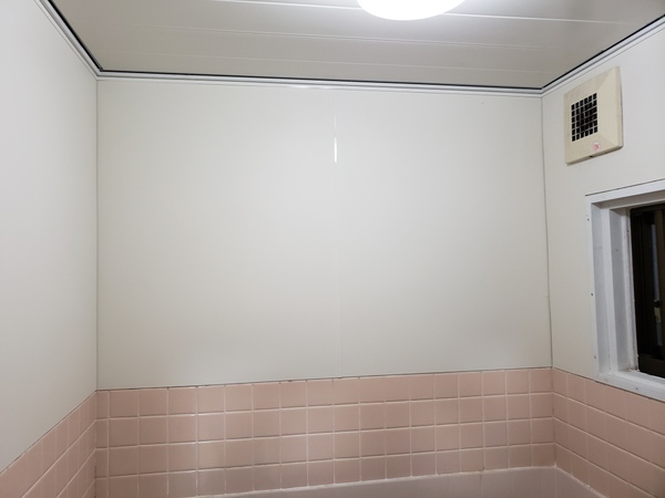 浴室の天井・壁パネルのリフォーム＜御坊市＞