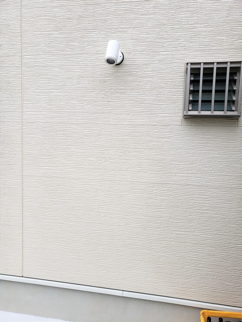【日高町】外壁のコケ除去工事 【日高町】外壁のコケ除去工事