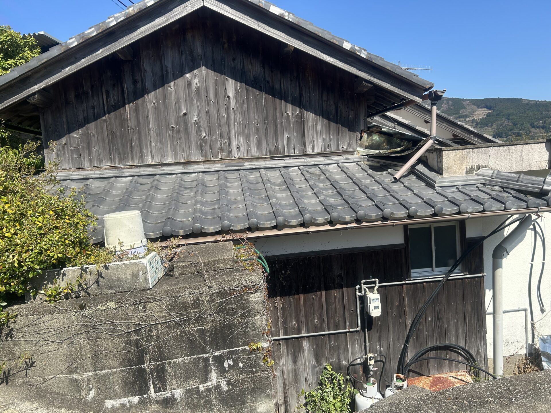 のどかな山上にある平屋・倉庫の売り物件【有田郡有田川町】