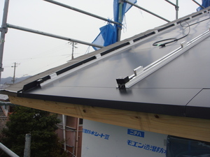 屋根一体型太陽光発電